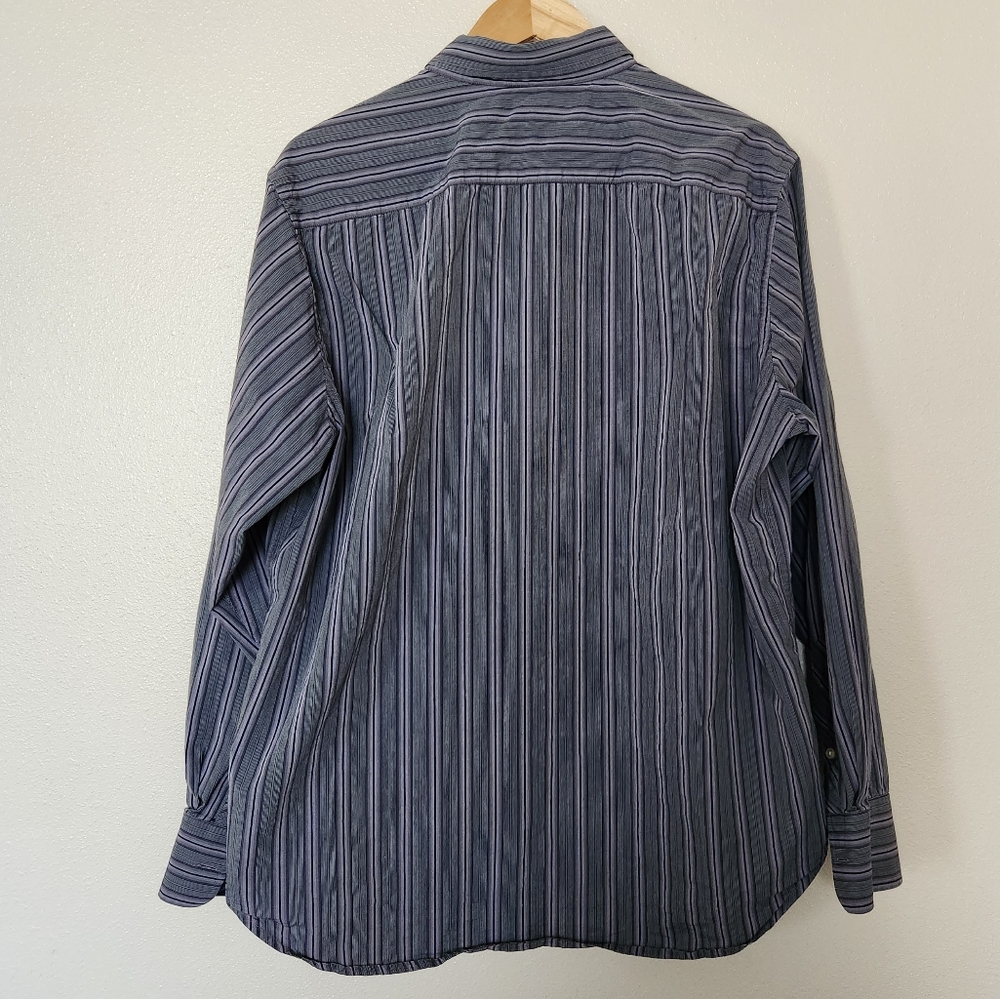 Robert Graham Flip Cuff Button Down - image 3